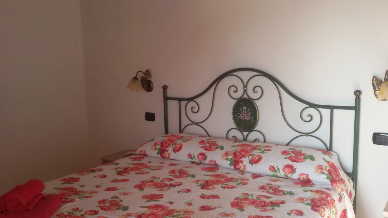 B&B S'Apposentu Arbus Extérieur photo
