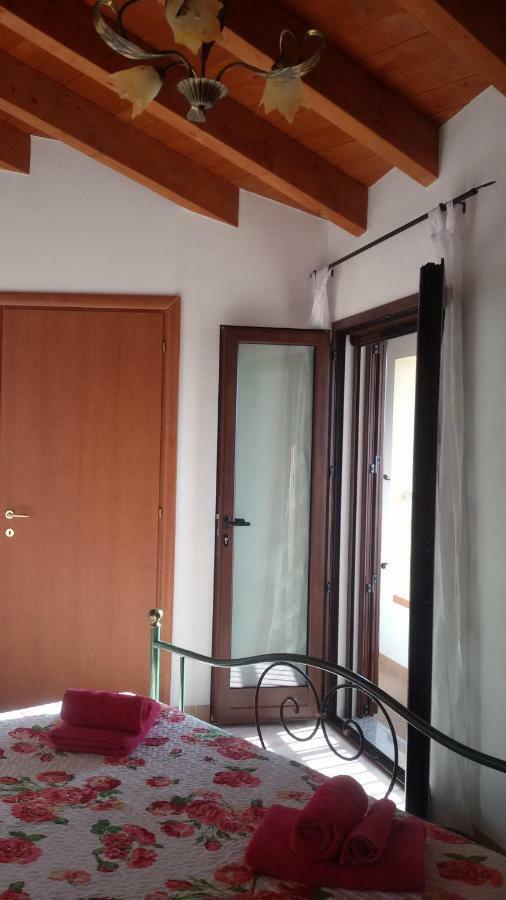 B&B S'Apposentu Arbus Extérieur photo