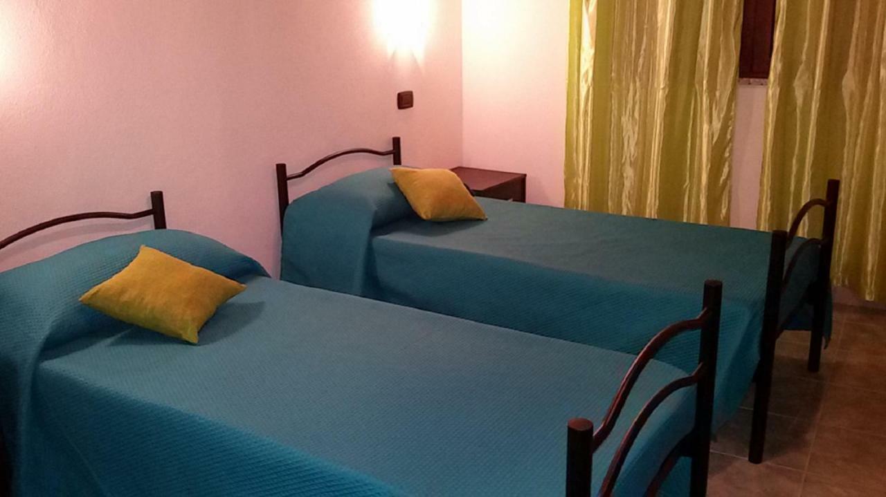 B&B S'Apposentu Arbus Extérieur photo