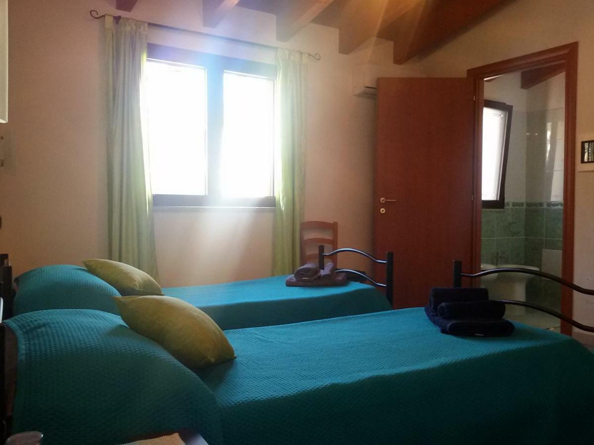 B&B S'Apposentu Arbus Extérieur photo